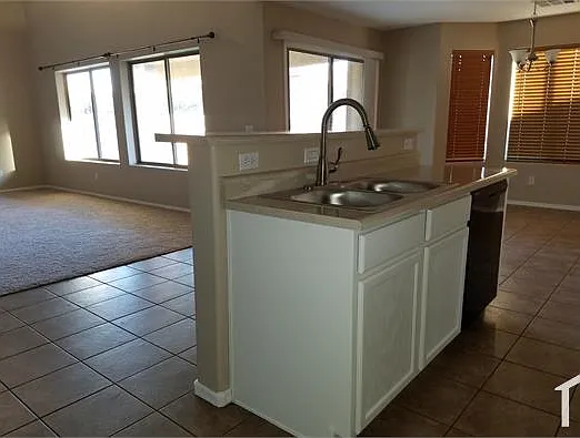 10621 W La Reata Ave — Photo 28