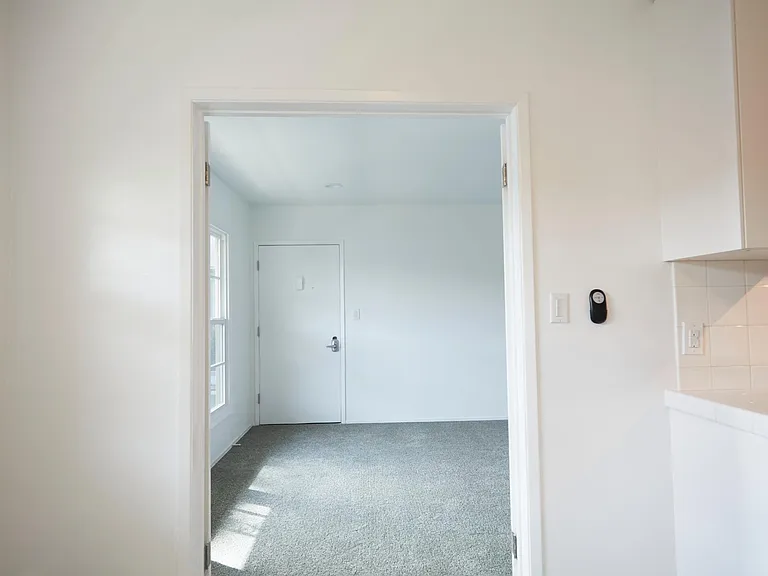 3700 Inglewood Blvd #7 — Photo 5