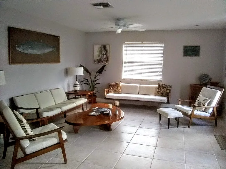 1727 Joyce St — Photo 22