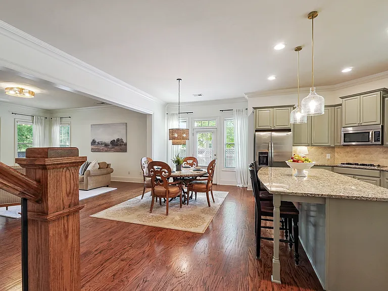 715 Saybeck Way — Photo 14