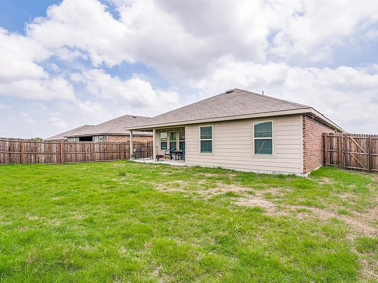 1004 Cotton Gin Ct — Photo 23