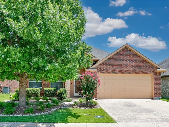 1004 Vintage Ave, Gainesville, TX 76240
