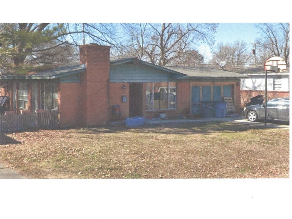 1st image of 450 S 92nd Ave E