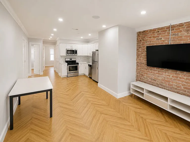 1099 Jefferson Ave #3 — Photo 6