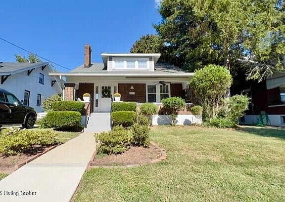 2nd image of 207 Fairlawn Rd