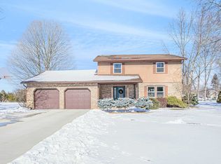 14851 Van Pelt Dr, Goshen, IN 46526