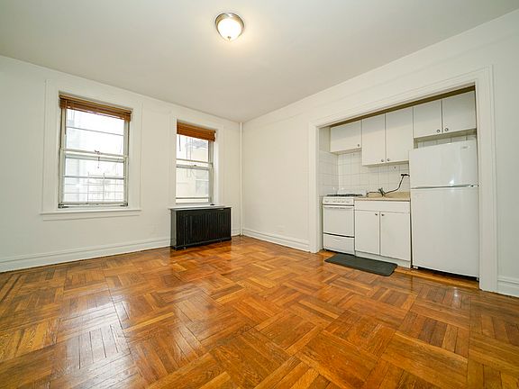 5th image of 23-84 26th St #1B