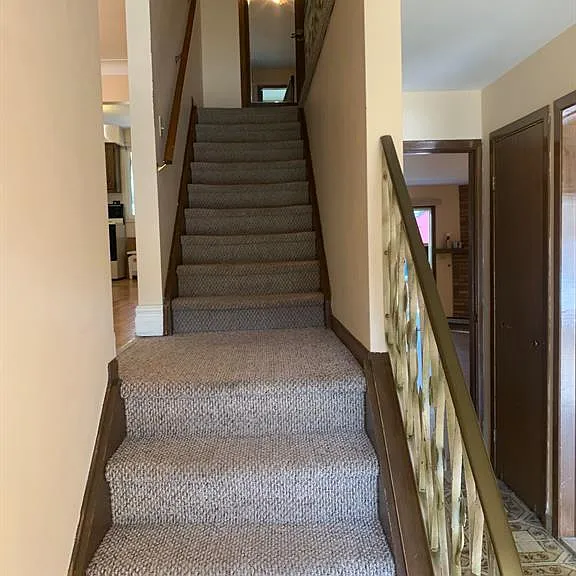 2383 Parkwood Ave — Photo 4
