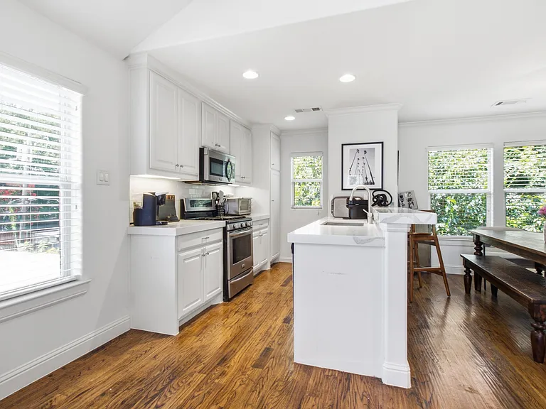 6131 Oram St #5 — Photo 7