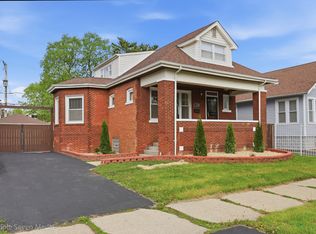 11326 S Parnell Ave, Chicago, IL 60628