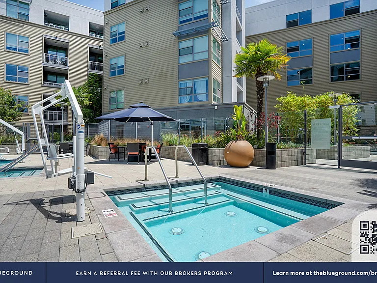 Building's Swimming pool