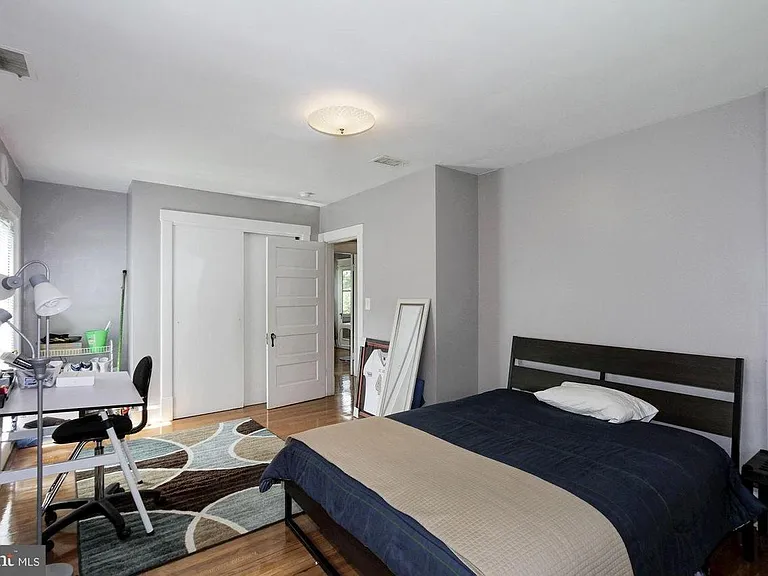 5065 Macarthur Blvd NW — Photo 13