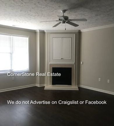4th image of 4040 Bardstown Ct APT 104