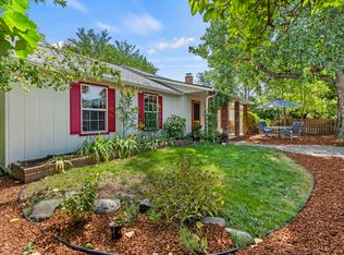 206 Gibson St, Talent, OR 97540