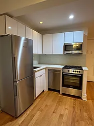 69 Bennett Avenue, #101