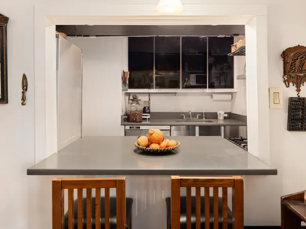 43 West 61st Street 16H image 3 of 6