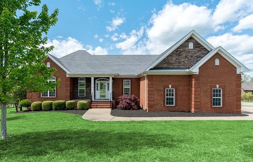 1st image of 1822 Shagbark Way