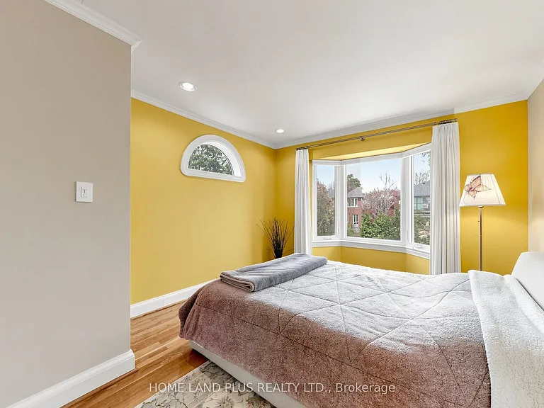 154 Brooke Ave — Photo 23