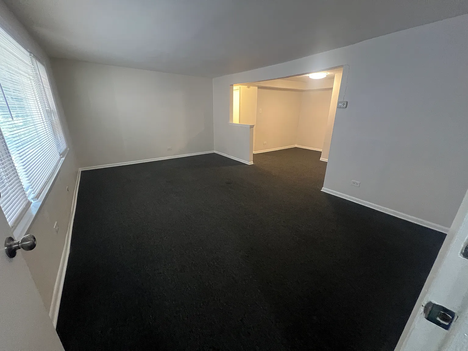 2 bed, 1050 sqft, $1,400 — Photo 3