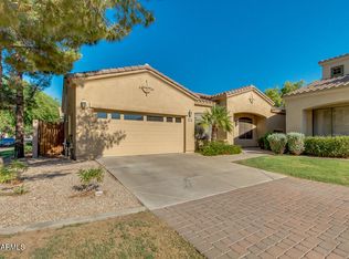 2037 W Periwinkle Way, Chandler, AZ 85248