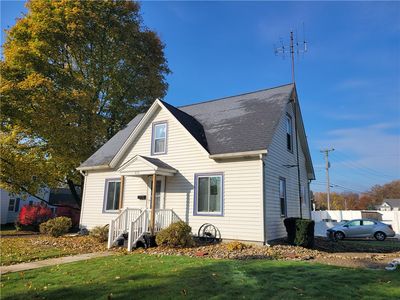 419 Greenwood Dr, Grove City, PA, 16127