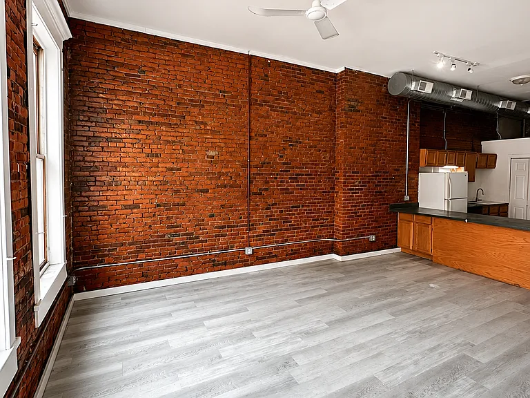 1832 W 25th St #2B — Photo 8