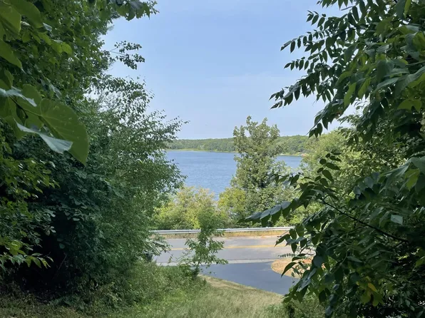 16574 Riverside Dr, Brainerd, MN 56401