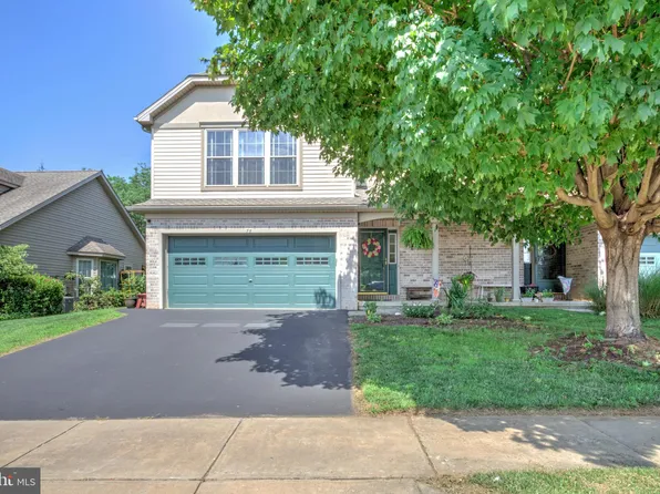 75 Gentleness Dr, Ephrata, PA 17522