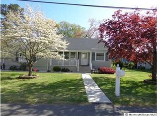 135 Laurelwood Rd, Brick, NJ 08724