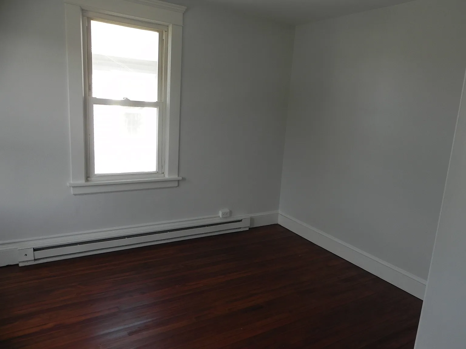 3 bed, 1469 sqft, $3,200 — Photo 3
