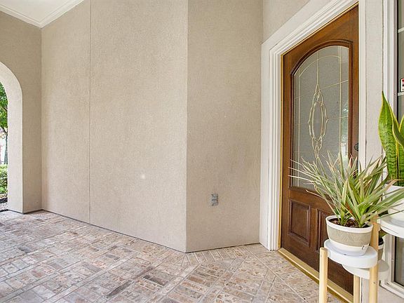 5th image of 37 Pebble Beach Ct