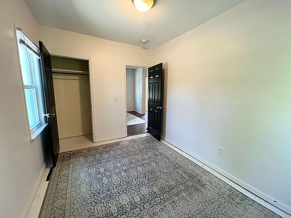 3rd image of 446 Parkdale Ave #1