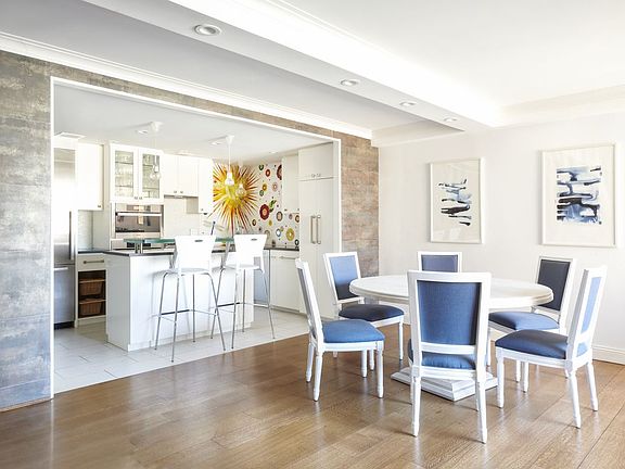 2nd image of 100 W 89th St APT 8A
