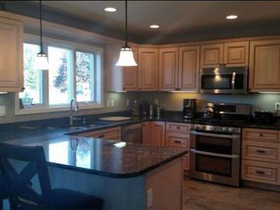 5th image of 611 Lovett Ln