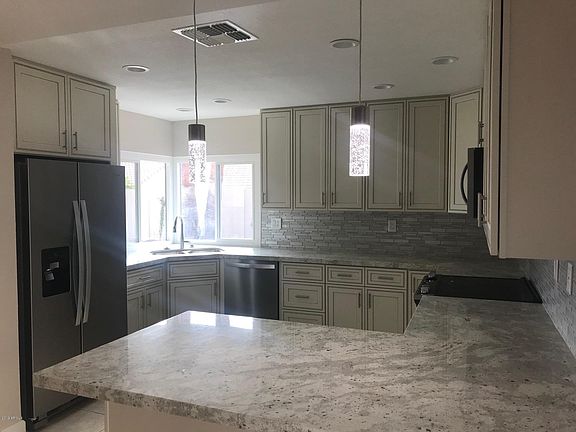3rd image of 9009 E Sahuaro Dr
