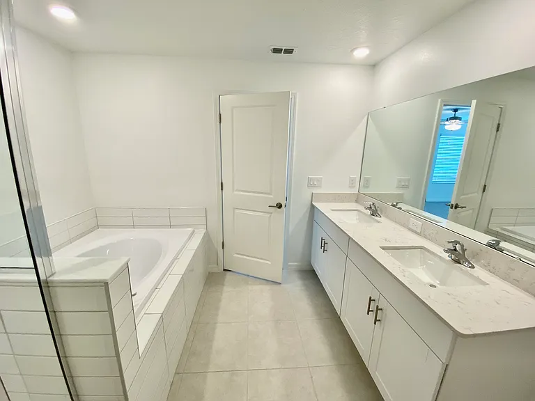 6246 Shiner St — Photo 24