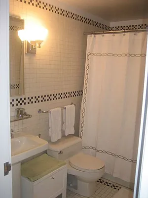 Rented by Sotheby's International Realty | media 32