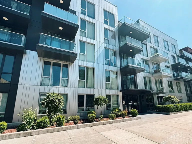 14-33 31st Ave #4D — Photo 8