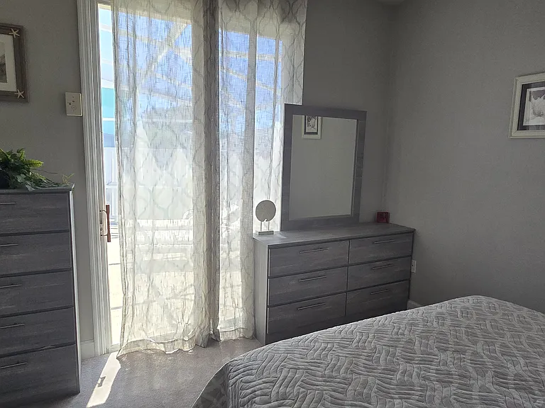 1st floor bedroom with pool access