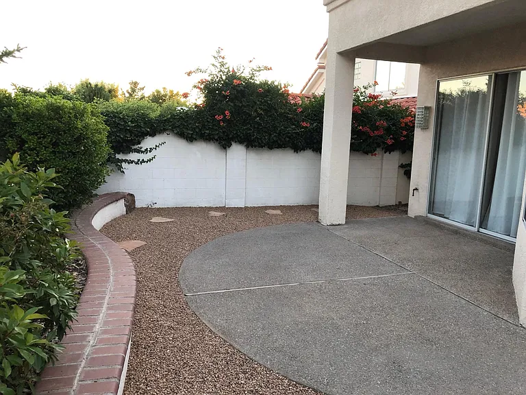 11904 Summertree Rd NE — Photo 31