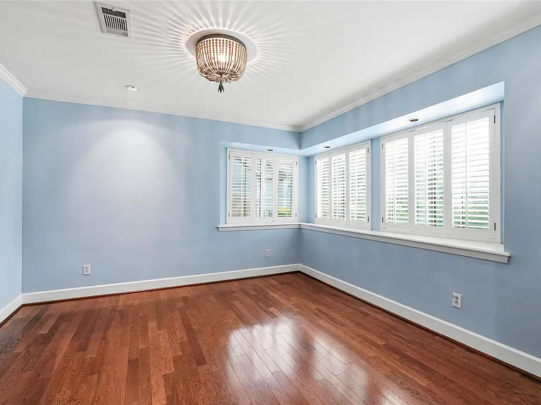 12435 Kimberley Ln — Photo 17
