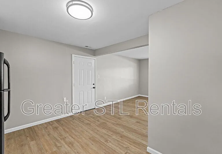 1412 E Pitman Ave — Photo 23