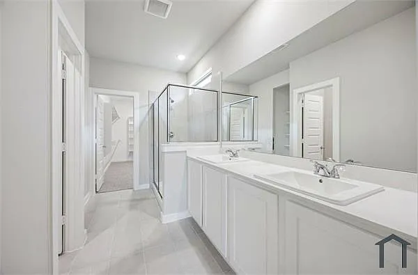 110 Greenbriar Dr — Photo 11