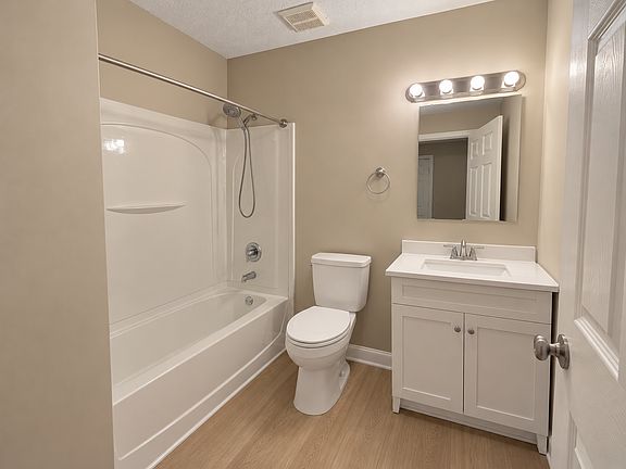 4th image of 225 Ridge Rd #2