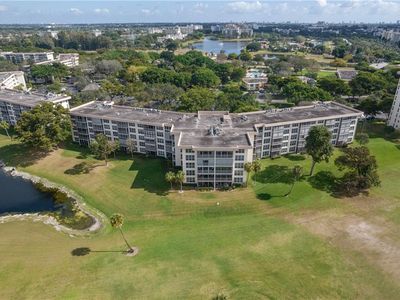 565 Oaks Ln #107, Pompano Beach, FL, 33069