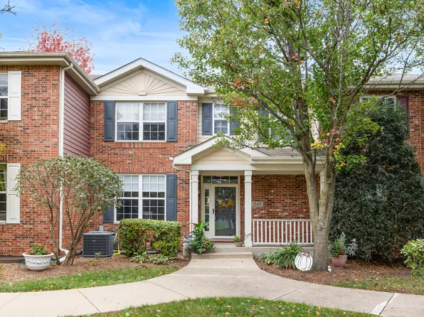 245 Garden Dr, Elgin, IL 60124