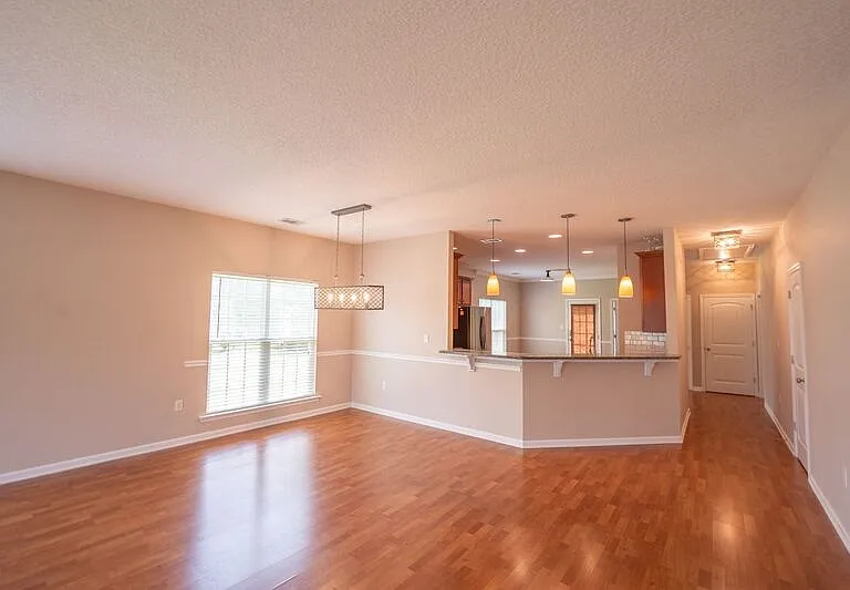 10 Arbors Cir — Photo 15