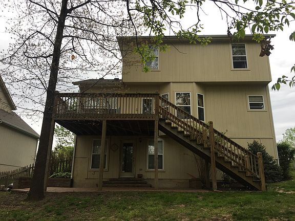 3rd image of 3308 N 103rd Ct