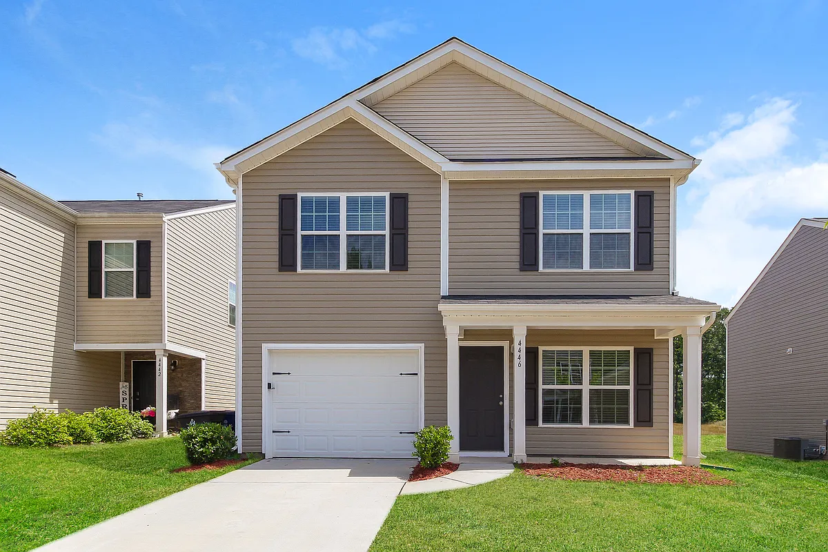 Building Photo - 4446 Oak Pointe Dr