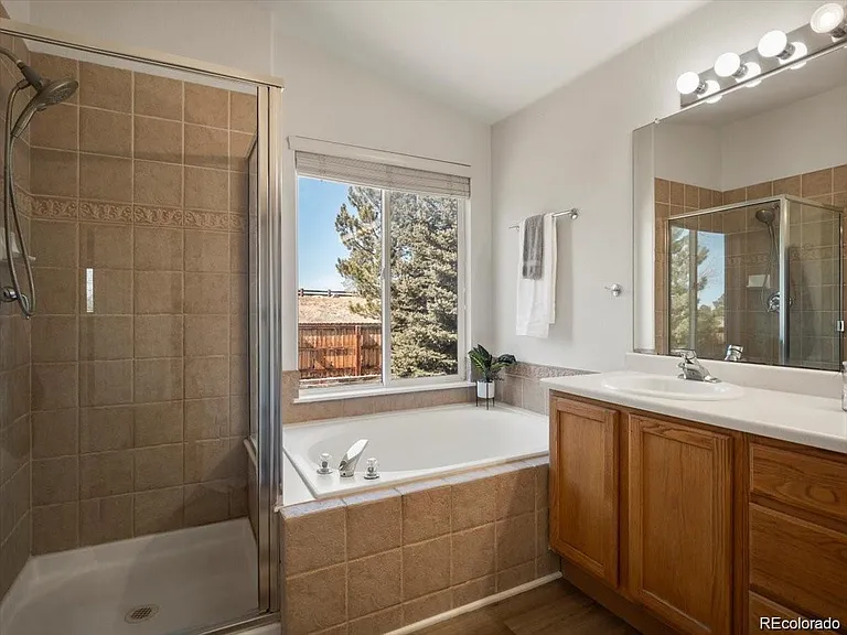 1256 Berganot Trl — Photo 15